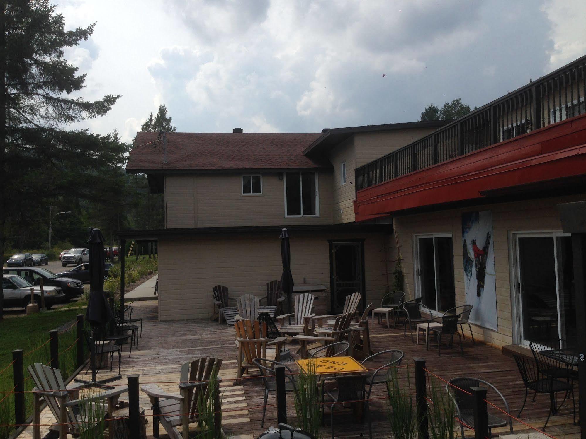 Attitude Montagne Hotel Saint Adolphe D'Howard ภายนอก รูปภาพ